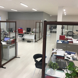 Parete protettiva igienica da terra c/vetro di sicurezza 150x150h grigio evolut