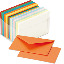 Scatola 100 cartoncini 200gr + 100 buste 90gr arcobaleno formato 4 favini